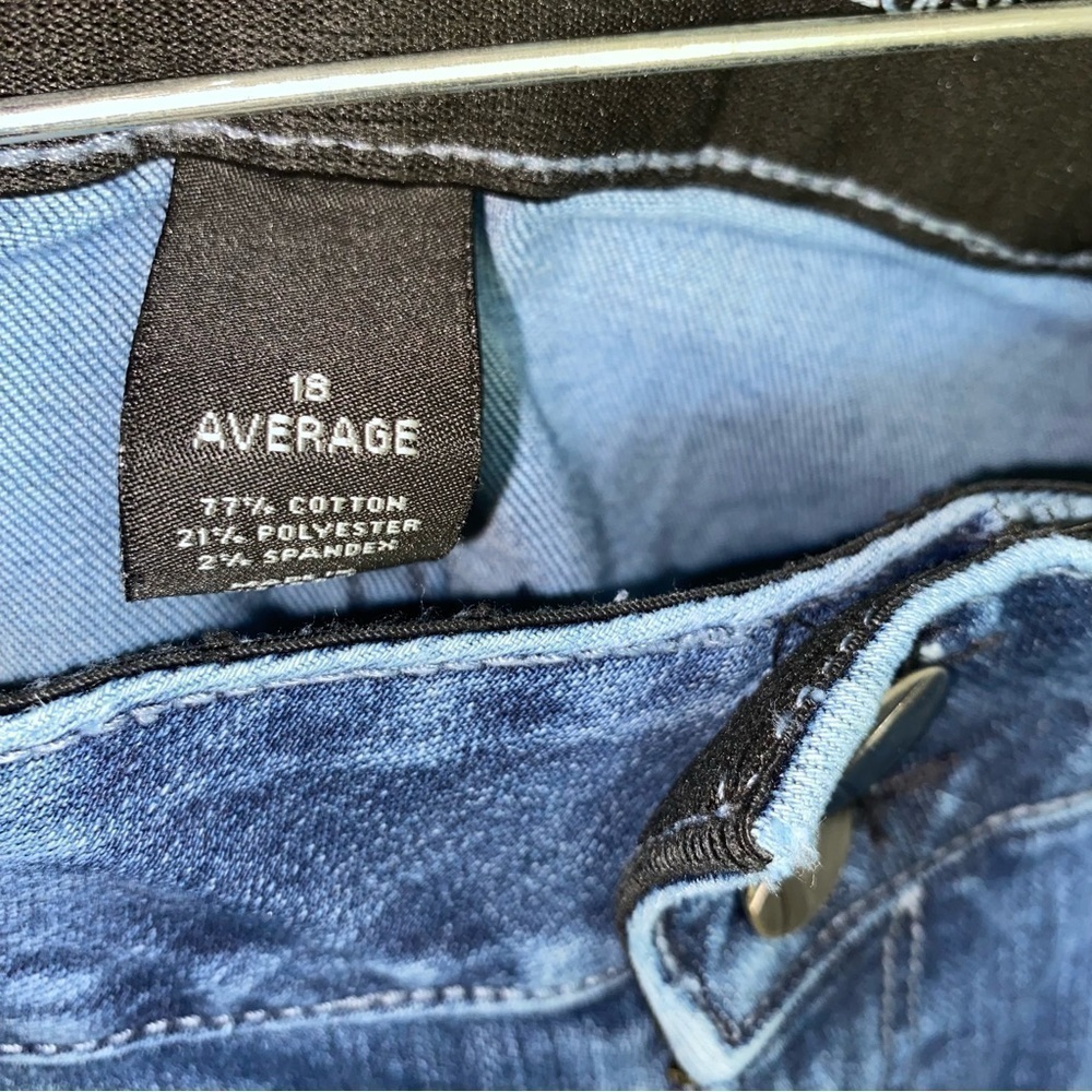 Lane Bryant Straight Leg Stretch Jeans Size 18 Medium Wash Denim Plus Size - Picture 8 of 8